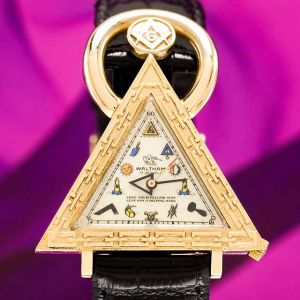 Waltham masonic wristwatch 1.jpg