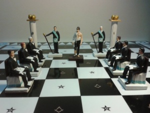 Variante eines Schachspiels mit Freimaurer-Thema
